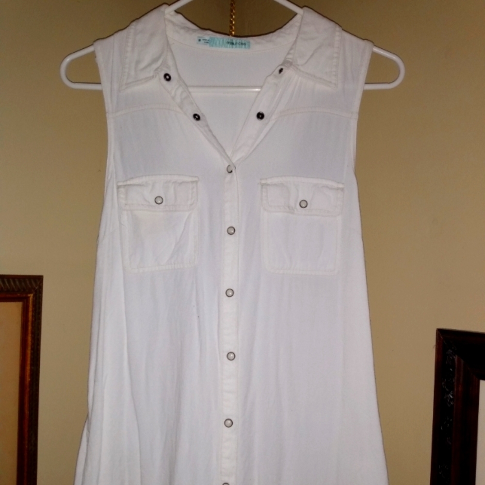 Sleeveless Top